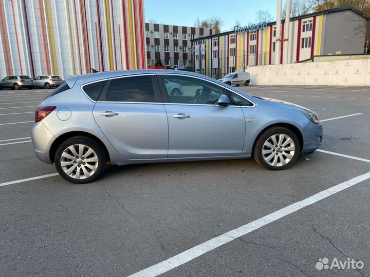 Opel Astra 1.6 AT, 2012, 227 000 км