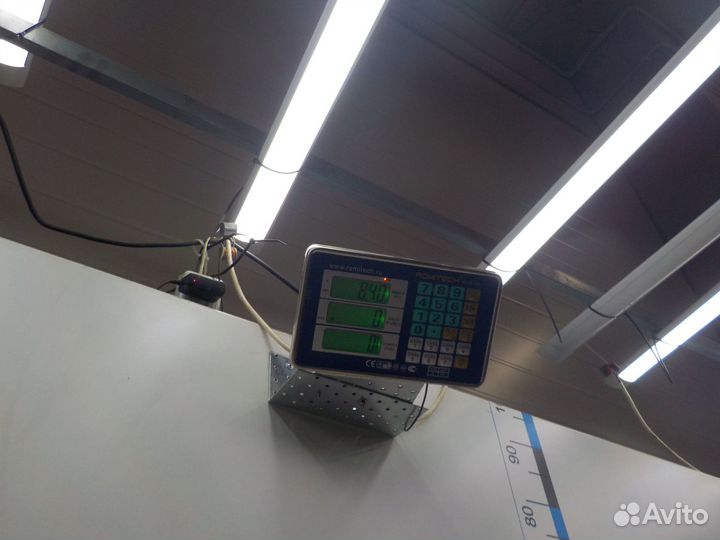 Усилитель переднего бампера Toyota Land Cruiser