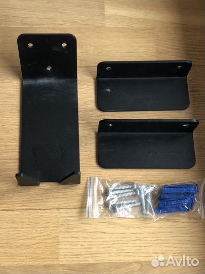 Настенный держатель для велосипеда за педаль