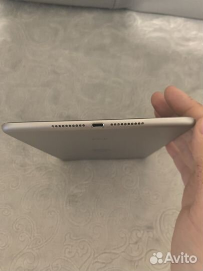 iPad mini 4