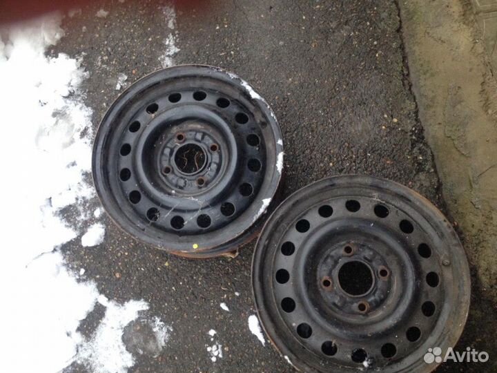 Штампованные диски для volvo v40