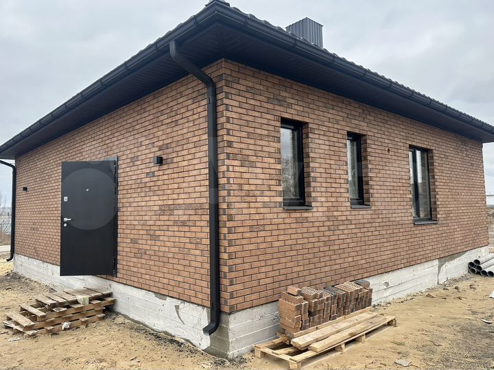 Дом 85 м² на участке 5 сот.