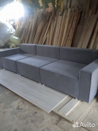 Угловой диван трансформер большой