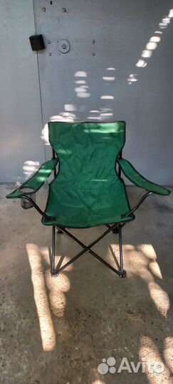 Кресло складное с подстаканником и подлокотником