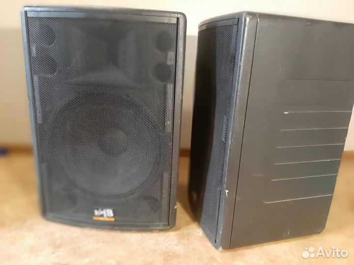 Акустические колонки / Акустическая система 600 Вт