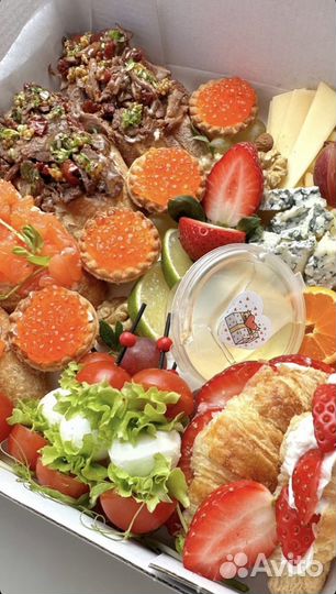 Закуски для фуршета, гастробоксы,кейтеринг,подарки