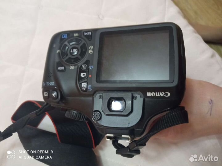 Зеркальный фотоаппарат canon