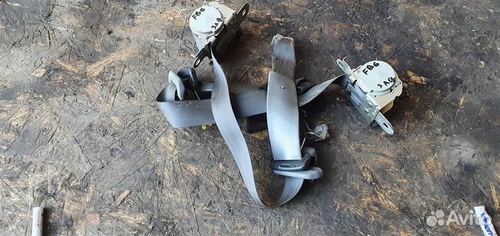 Ремень безопасности задний Mazda BT-50 2006-2012