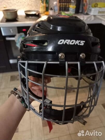 Шлем хоккейный