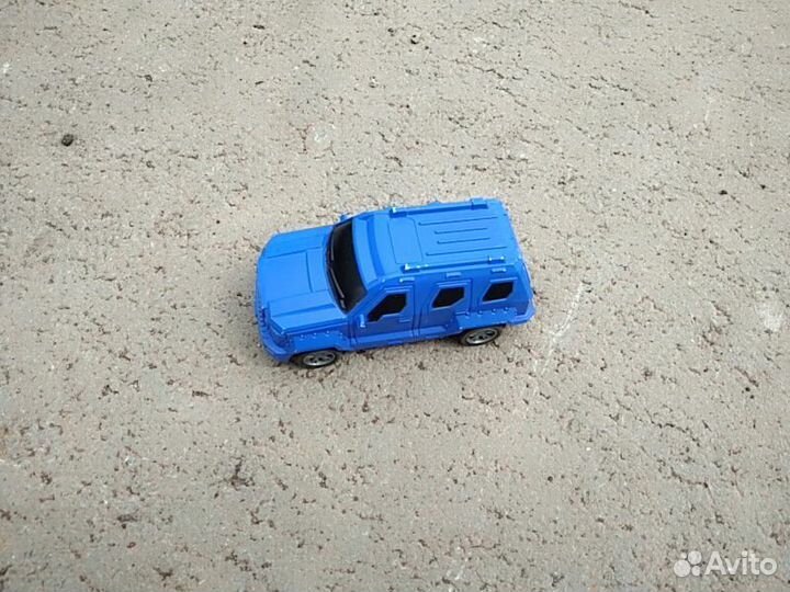 Машинки модельки