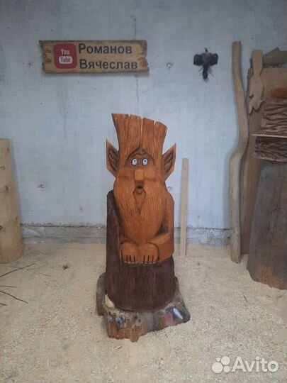 Фигура из дерева 