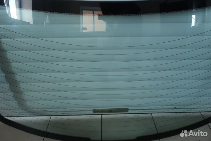 Стекло заднее Hyundai Solaris 1 седан