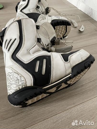Сноубордические ботинки, размер 39-40