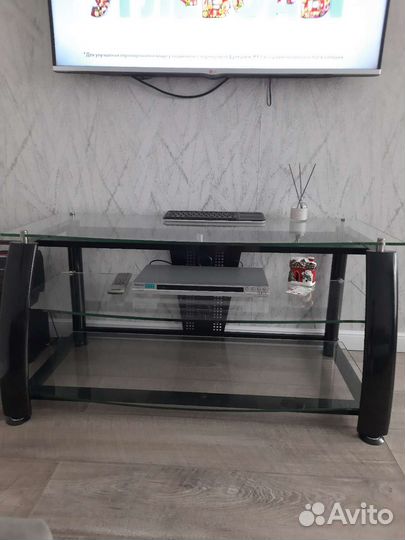 Продам тумбу под тв