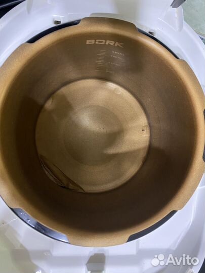 Мультиварка Bork U701