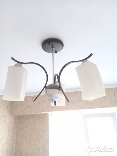 Люстра потолочная бу