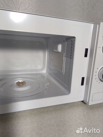 Микроволновая печь. gorenje