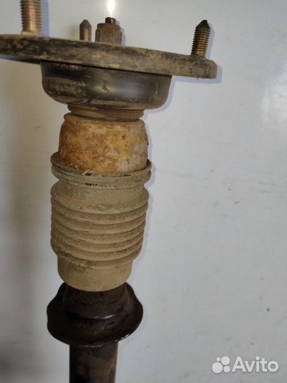 Амортизатор передний правый Brilliance М2