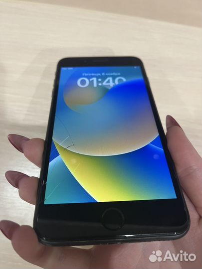 iPhone 8 Plus, 64 ГБ