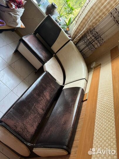 Кухонный угловой диван