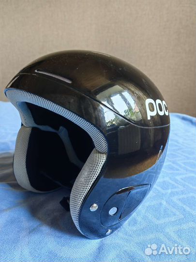 Горнолыжный шлем