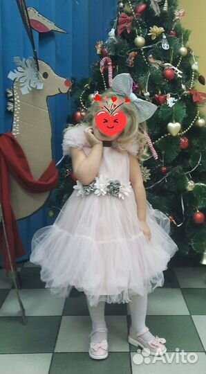 Нарядное платье для девочки 104-110 рост
