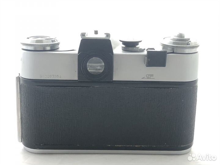 Фотоаппарат зенит-е в хорошем состоянии