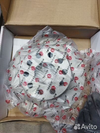 Передний тормозной диск на Октавию а7