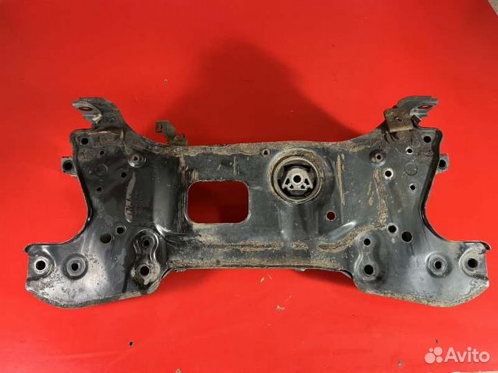 Подрамник балка передняя Skoda Yeti 1.2 CBZ 2011