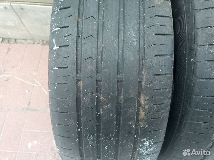 Continental ContiPremiumContact 215/55 R17 94W