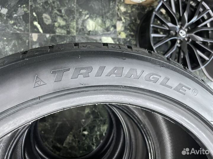 Triangle Snowlink PL02 315/35 R20 110V