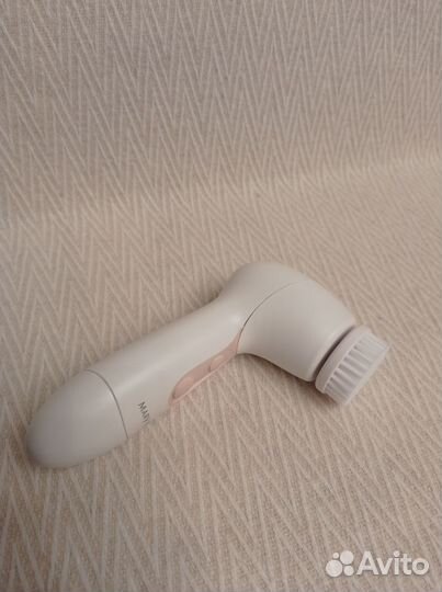 Щётка для глубокого очищения лица