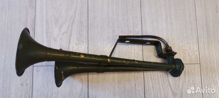 Клаксон пневматический С40Б С40В СССР