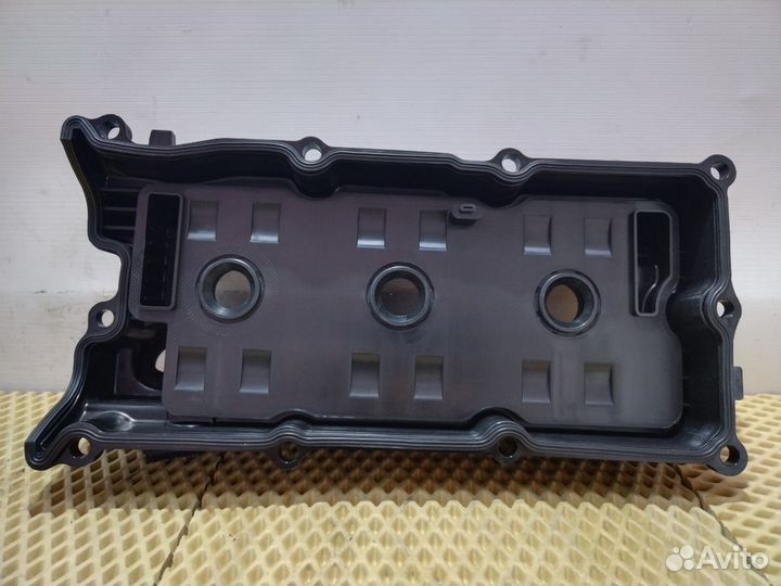 Клапанная крышка Navara/Pathfinder VQ40DE левая