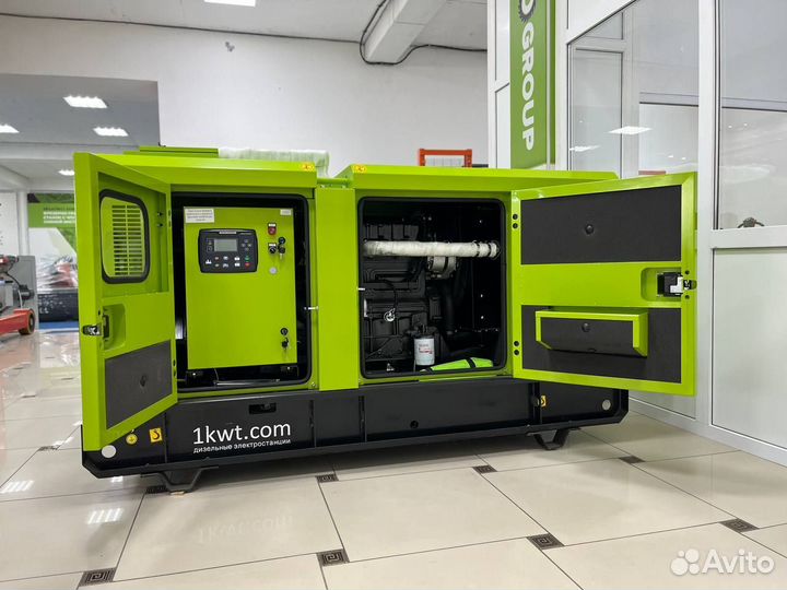 Дизельный генератор 800 кВт в кожухе с авр