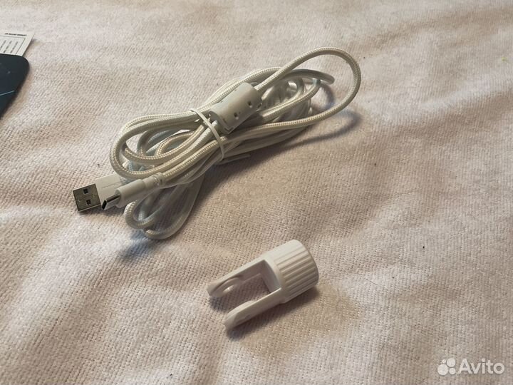 Микрофон hyperx quadcast s белый