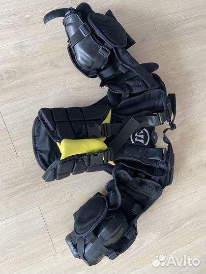 Вратарский нагрудник jr