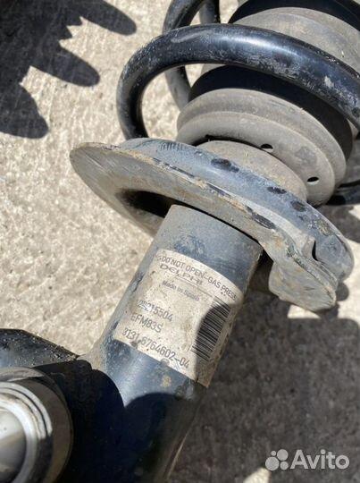 Стойка передняя левая в сборе BMW X5 E53