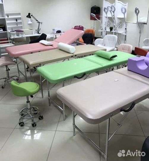 Кушетка с замком от внезапного открытия стола