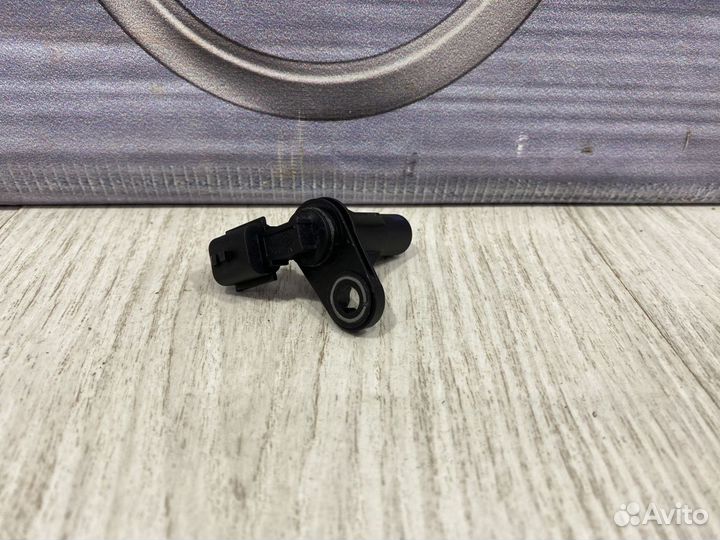 Датчик коленвала renault duster