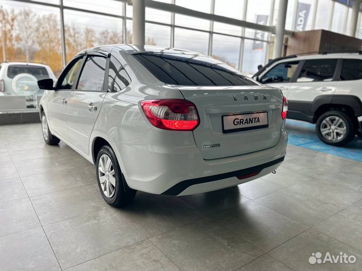 LADA Granta 1.6 МТ, 2023