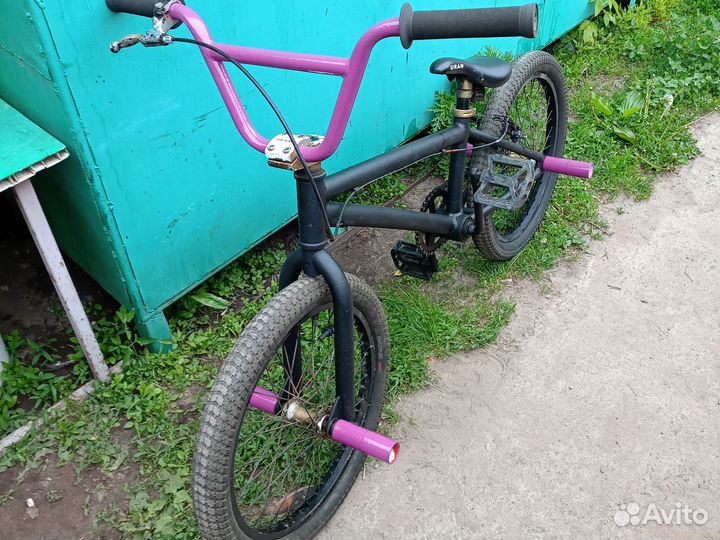 Трюковой велосипед BMX