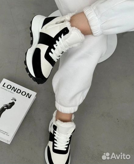 Ботинки женские