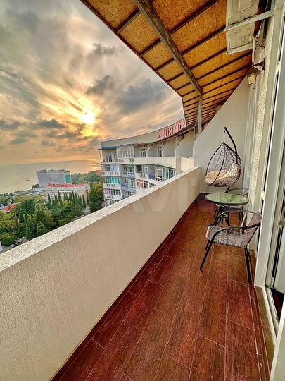 Апартаменты-студия, 65 м², 21/21 эт.