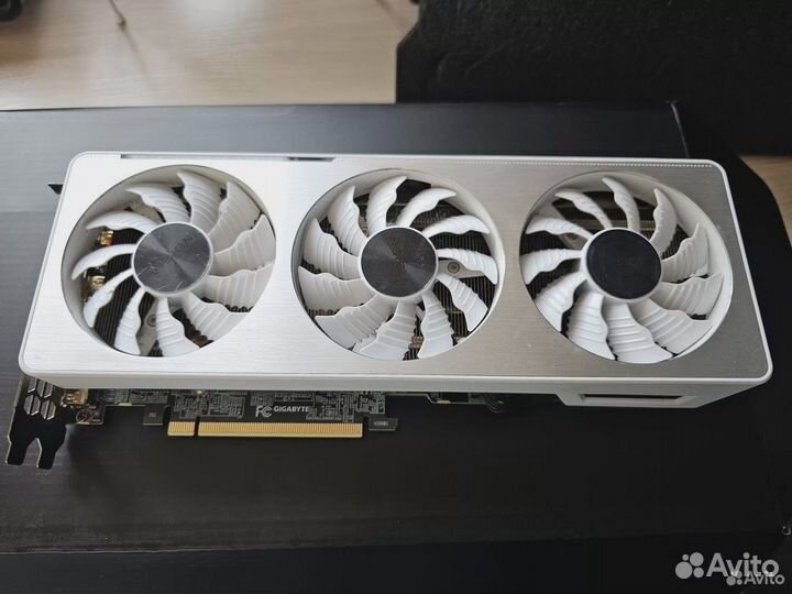 Gigabyte RTX 3070 vision OC 8GB