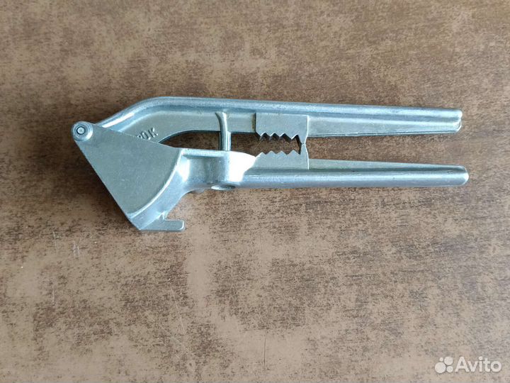 Утятница, ковшик, чеснокодавилка