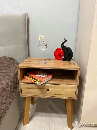 Столик тумба