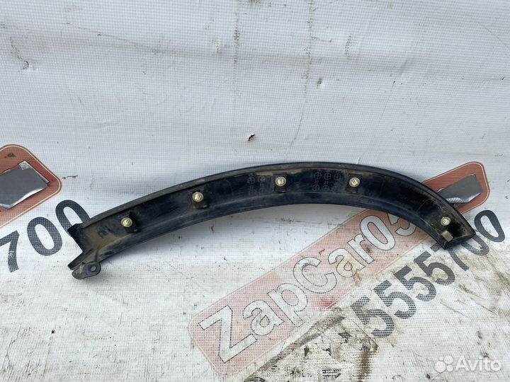 Накладка двери правая задняя Lexus Rx4