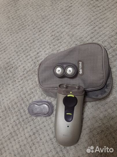 Аккумуляторная электробритва Philips