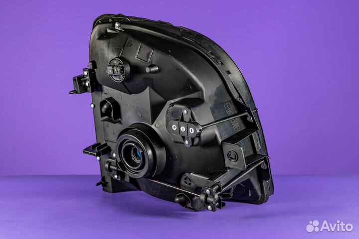 Фара Porter 2 2004